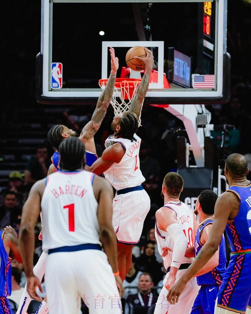 伦纳德26分 快船战胜活塞